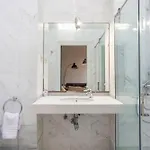 - 3 Bedroom Penthouse With Large Terrace 아파트