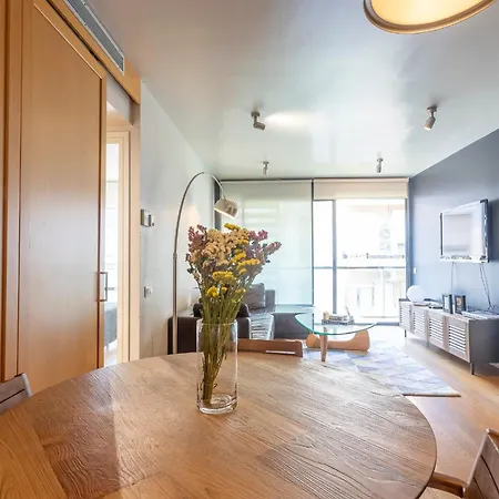- 3 Bedroom Penthouse With Large Terrace *