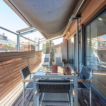 - 3 Bedroom Penthouse With Large Terrace 아파트 *
