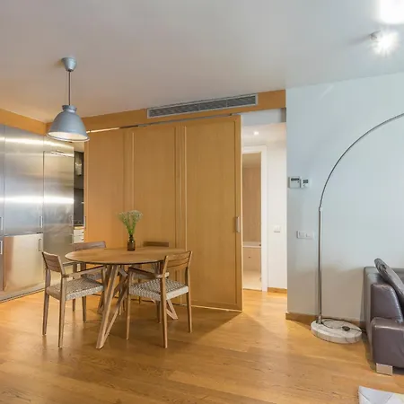 - 3 Bedroom Penthouse With Large Terrace 아파트 *